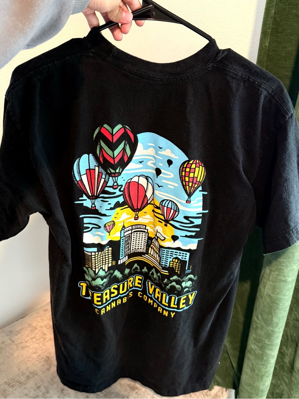 Treasure Valley Cannabis Company weed shirt Oregon black medium